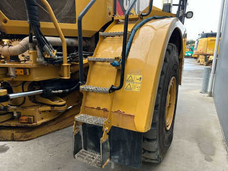 Articulated Dump Trucks 2017 Caterpillar 735C (16)