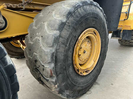 Articulated Dump Trucks 2017 Caterpillar 735C (22)