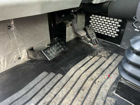 Articulated Dump Trucks 2017 Caterpillar 735C (33)