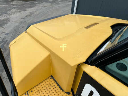 Articulated Dump Trucks 2017 Caterpillar 735C (9)