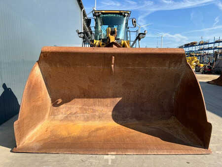 Ładowarki kołowe 2018 Caterpillar 972M (11)