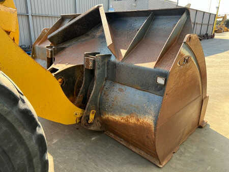 Ładowarki kołowe 2018 Caterpillar 972M (13)