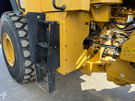 Ładowarki kołowe 2018 Caterpillar 972M (15)