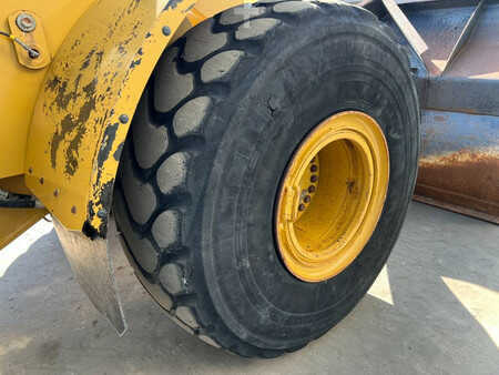 Ładowarki kołowe 2018 Caterpillar 972M (21)