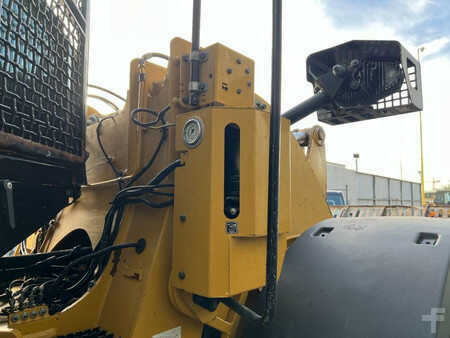 Ładowarki kołowe 2019 Caterpillar 930M (22)