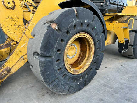 Ładowarki kołowe 2019 Caterpillar 930M (30)