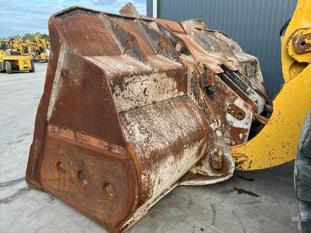 Ładowarki kołowe 2018 Caterpillar 980M (13)