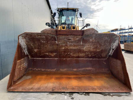 Ładowarki kołowe 2018 Caterpillar 980M (15)