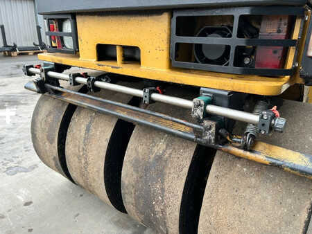 Combiwalsen 2012 Caterpillar CC24 (7)