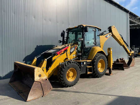 Rigid Backhoe Loader 2017 Caterpillar 432F2 (1)