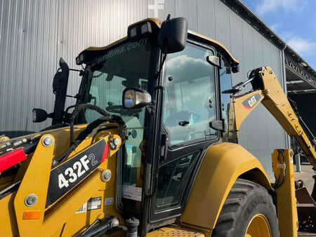 Rigid Backhoe Loader 2017 Caterpillar 432F2 (10)