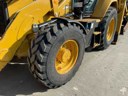Rigid Backhoe Loader 2017 Caterpillar 432F2 (27)