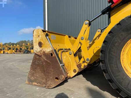 Rigid Backhoe Loader 2017 Caterpillar 432F2 (29)
