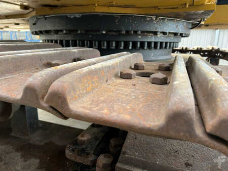 Escavadora de rastos 2015 Caterpillar 352FL ME (22)