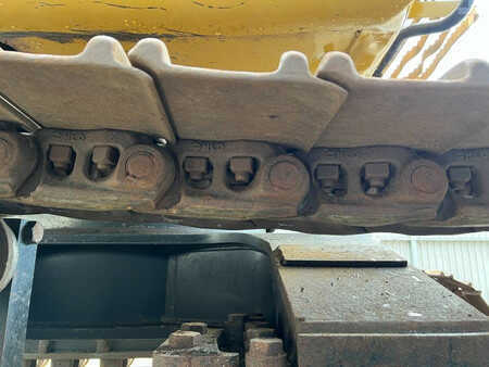 Escavadora de rastos 2015 Caterpillar 352FL ME (23)