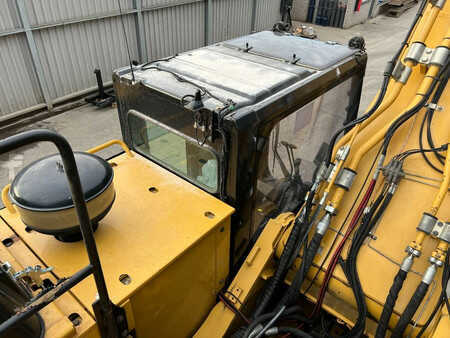 Escavadora de rastos 2015 Caterpillar 352FL ME (33)