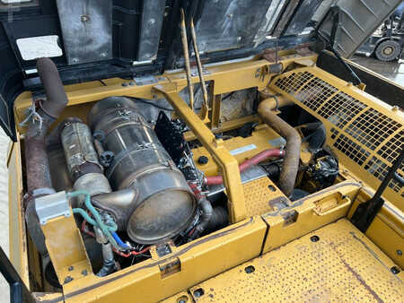 Escavadora de rastos 2015 Caterpillar 352FL ME (37)