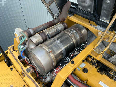 Escavadora de rastos 2015 Caterpillar 352FL ME (38)