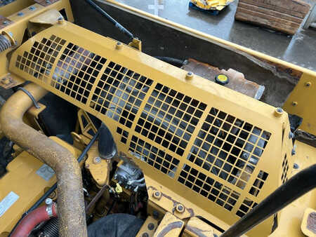 Escavadora de rastos 2015 Caterpillar 352FL ME (40)