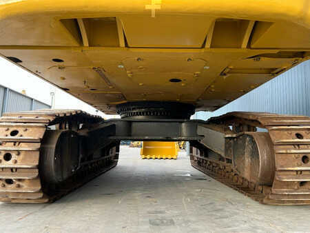 Escavadora de rastos 2015 Caterpillar 352FL ME (5)