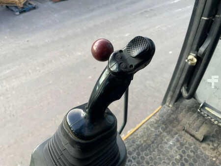 Koparki gąsienicowe 2014 Liebherr R922 SLC (17)