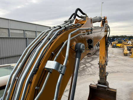 Pelles sur chenilles 2014 Liebherr R922 SLC (27)