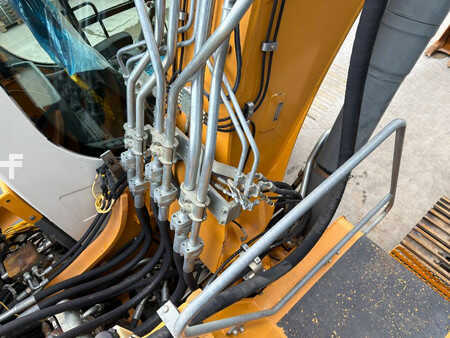 Pelles sur chenilles 2014 Liebherr R922 SLC (28)