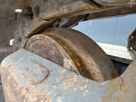 Pelles sur chenilles 2014 Liebherr R922 SLC (36)