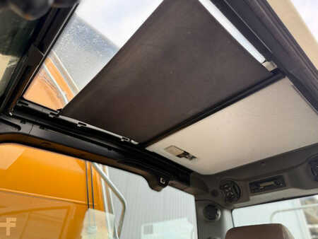 Pelles sur chenilles 2014 Liebherr R922 SLC (40)