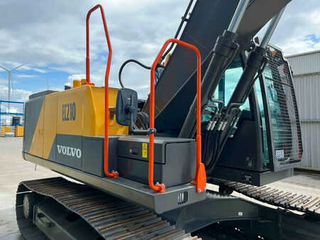 Escavadora de rastos 2025 Volvo EC210 (10)