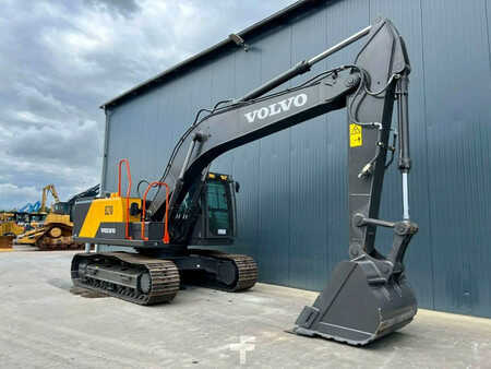 Escavadora de rastos 2025 Volvo EC210 (3)
