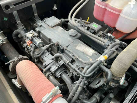 Escavadora de rastos 2025 Volvo EC210 (34)