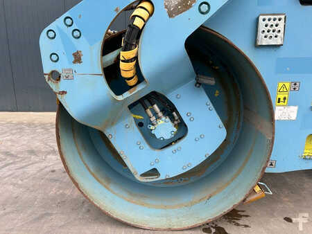 Compacteur tandem 2011 Ammann AV130X (22)