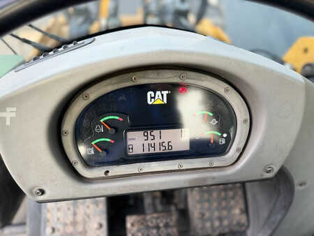 Chargeuse sur chenilles 2010 Caterpillar 973D (34)