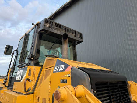 Chargeuse sur chenilles 2010 Caterpillar 973D (5)