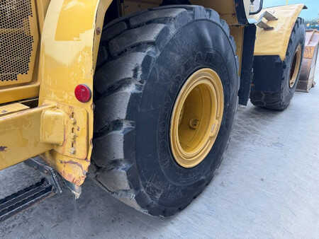 Chargeuse sur pneus 2010 Caterpillar 962H (29)
