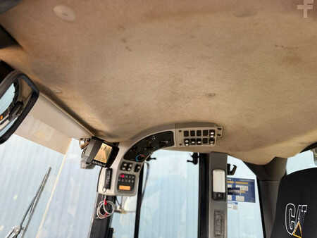 Chargeuse sur pneus 2010 Caterpillar 962H (32)