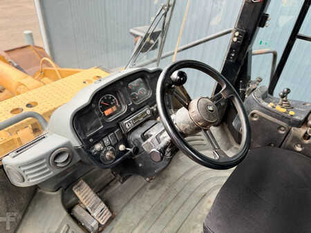 Chargeuse sur pneus 2010 Caterpillar 962H (33)