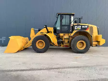 Pyöräkuormaajat 2015 Caterpillar 962M (2)