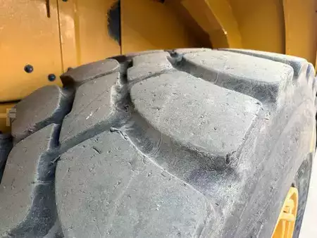 Pyöräkuormaajat 2015 Caterpillar 962M (22)