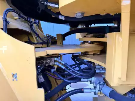 Pyöräkuormaajat 2015 Caterpillar 962M (24)