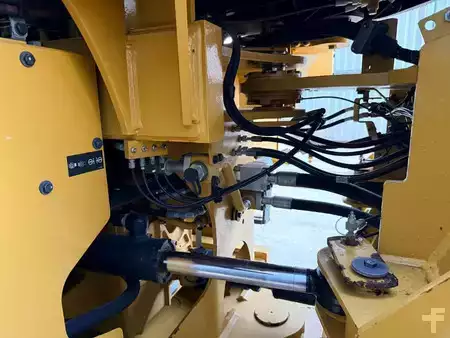 Pyöräkuormaajat 2015 Caterpillar 962M (28)