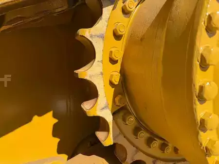 Buldożery 1996 Caterpillar D9R (10)