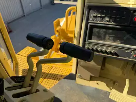 Buldożery 1996 Caterpillar D9R (20)