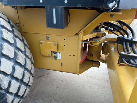 Komprimator 2011 Caterpillar CS76 XT (12)