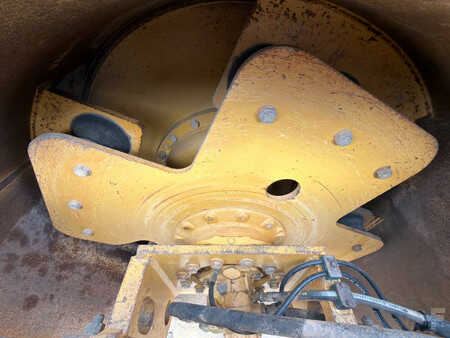 Komprimator 2011 Caterpillar CS76 XT (17)