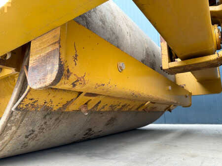 Komprimator 2011 Caterpillar CS76 XT (21)