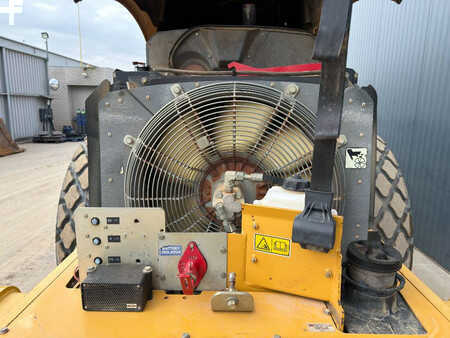 Komprimator 2011 Caterpillar CS76 XT (28)