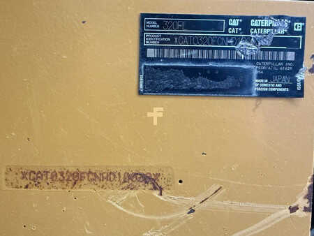 Korečková rýpadla 2016 Caterpillar 320FL VA (12)