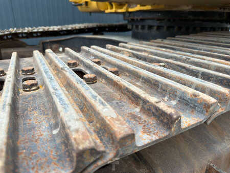 Korečková rýpadla 2016 Caterpillar 320FL VA (31)